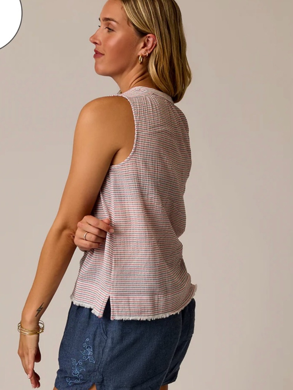 NWT Carve designs Size: M DYLAN TANK Relaxed Fit Tank color: green striped tank - Picture 3 of 15